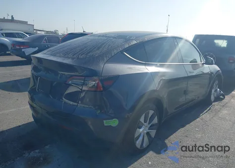 2022 Tesla Model Y Long Range Dual Motor All-Wheel Drive из США, поврежденный, VIN 7SAYGDEE2NF533358